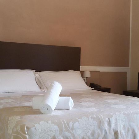 Staffolo Relais Del Borgo Hotel & Spa 4 Stelle חדר תמונה