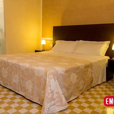 Staffolo Relais Del Borgo Hotel & Spa 4 Stelle מראה חיצוני תמונה